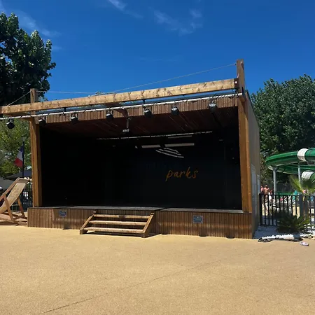 Campsite B038 - Mobil Au Marvilla Parks - La Marine 4 Etoiles Du Roi Le Grau-du-Roi